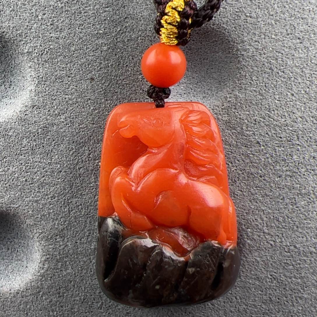 南红玛瑙【生肖马吊坠25*17*10未镶嵌