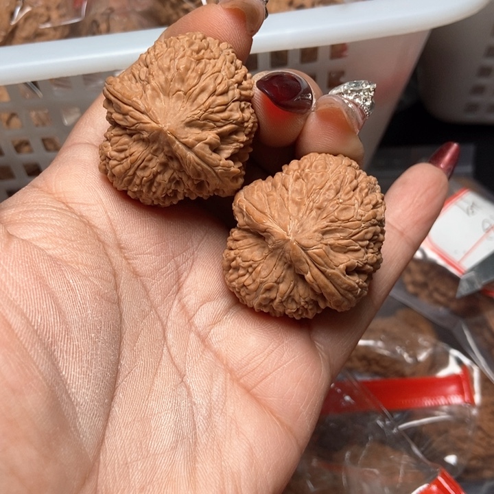 文玩核桃吊坠蒜头30