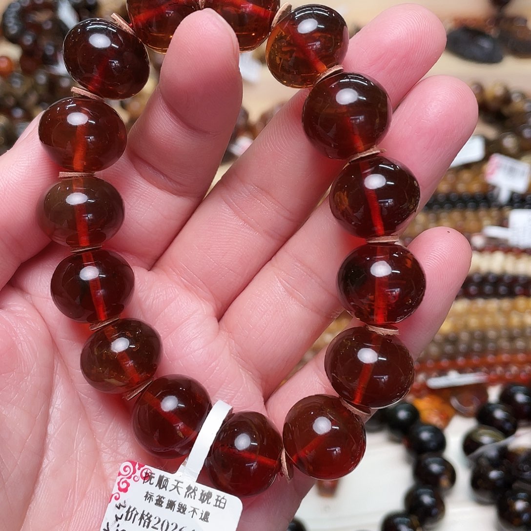 琥珀裸石未镶嵌十六10086