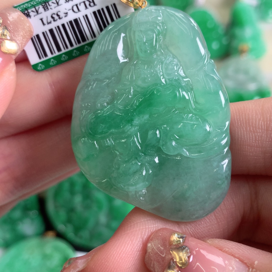 翡翠吊坠(不含链)18K金镶嵌