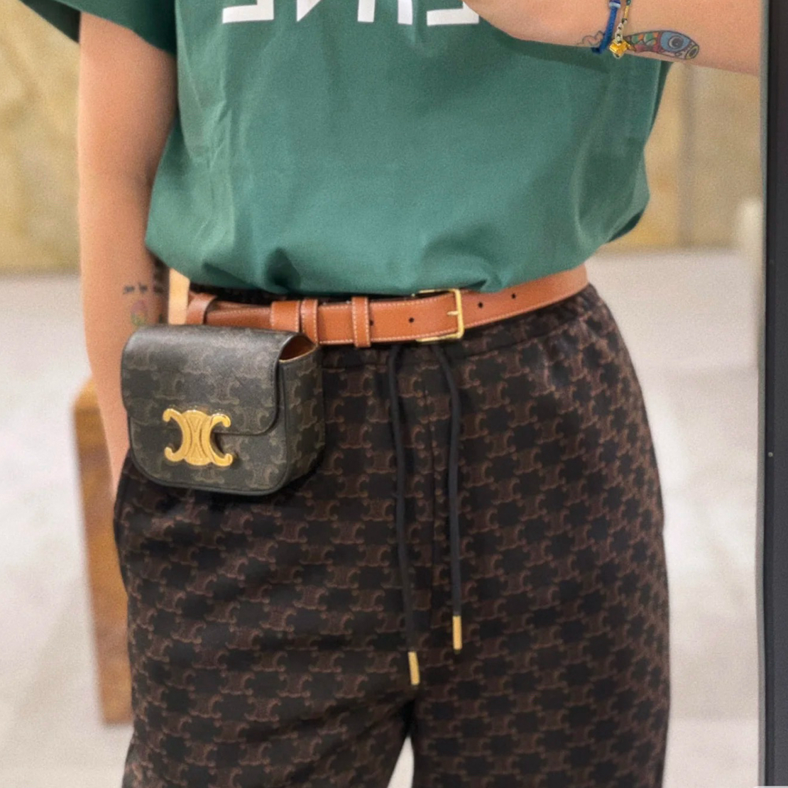 99新 Celine/思琳 D500463/99新/老花凯旋门丝绒运动裤/xs码