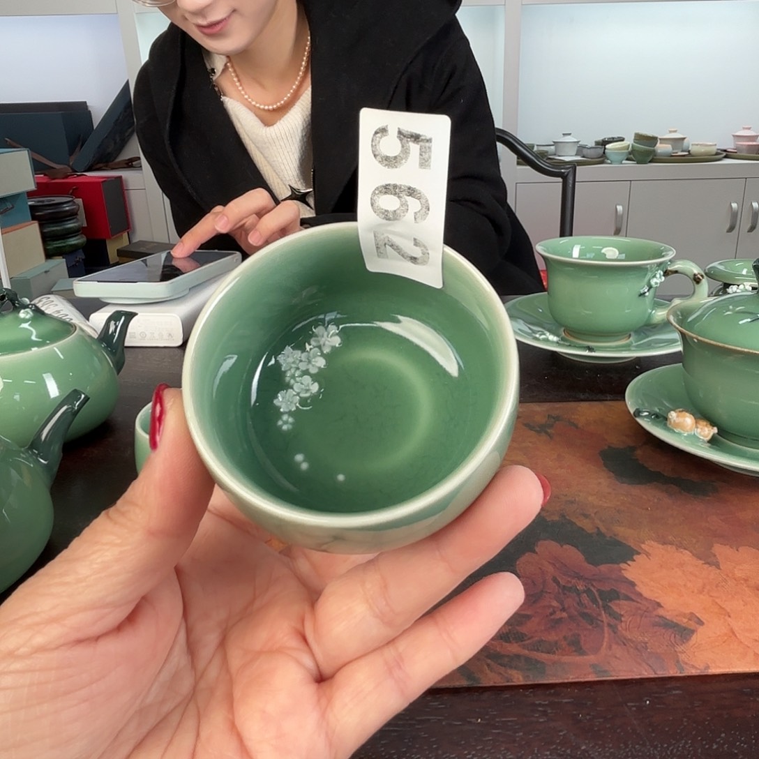 静***溪龙泉云间青瓷小米茶器