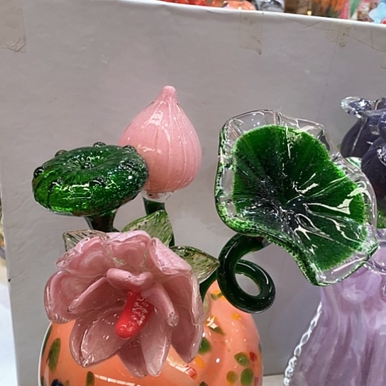 琉璃花瓶高45厘米口径9厘米