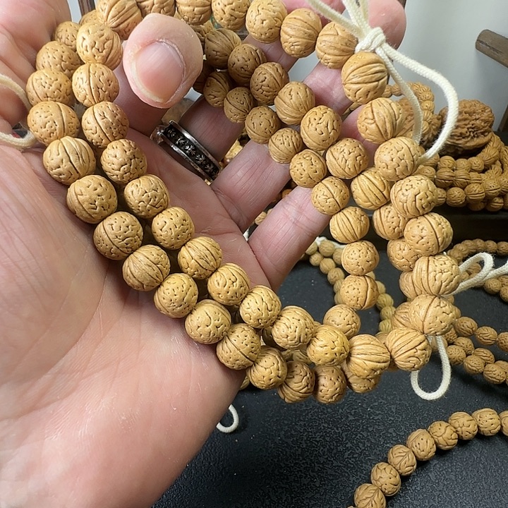 @***扰桃核吊坠桃核手串