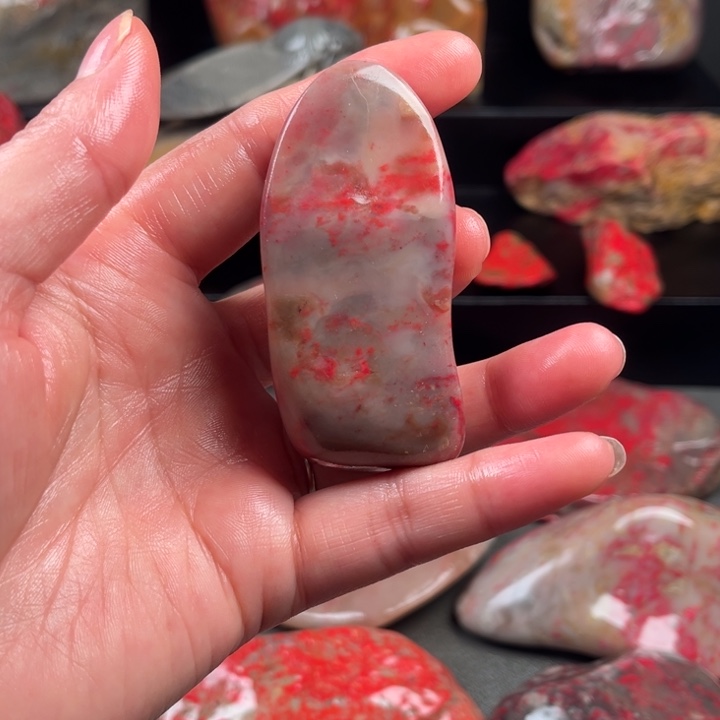 昌化鸡血石昌化鸡血石原石