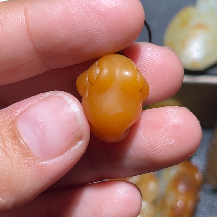 和田玉颈饰未镶嵌莫*