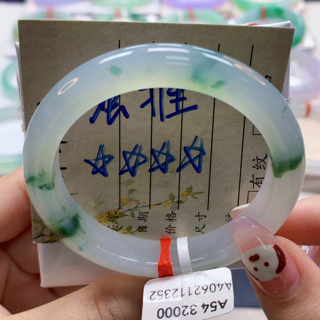 翡翠手镯未镶嵌（莫莫26）54正泥鳅背15号