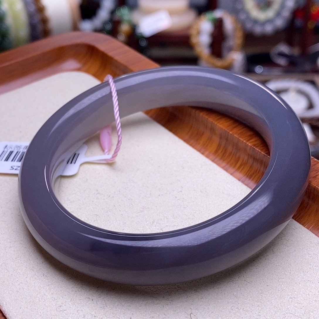 和田玉未镶嵌毕业级老矿料冰浓烟紫半山水手镯56