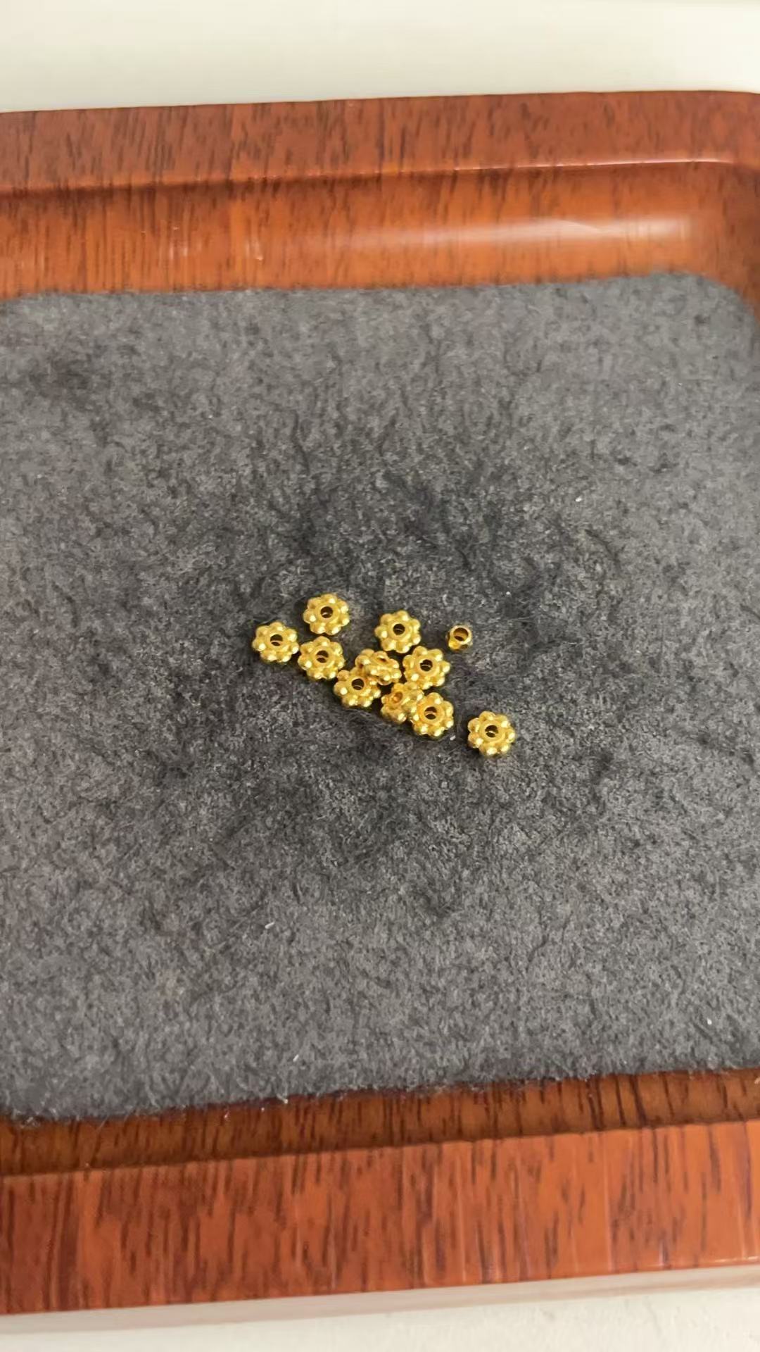 足金999 卡2蹦迪金珠隔片手链