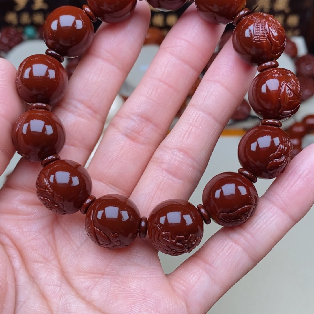 橄榄核吊坠诚**涯财神，