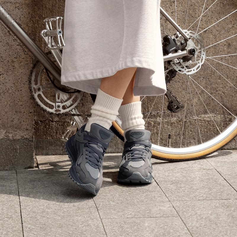 李宁乘风2.0春秋款女子舒适潮流休闲鞋经典百搭耐磨运动鞋AGCU340