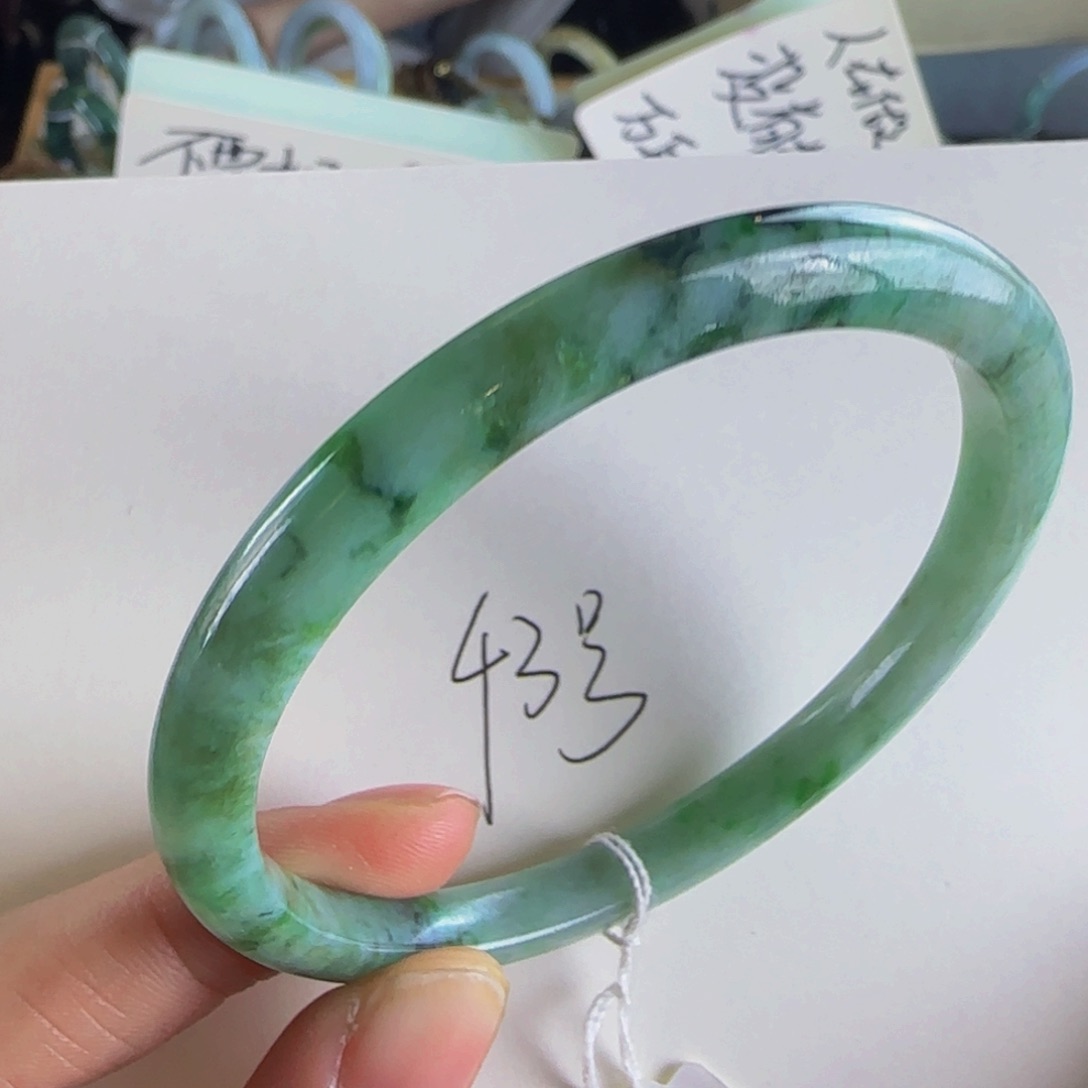 翡翠手镯未镶嵌老坑61.8