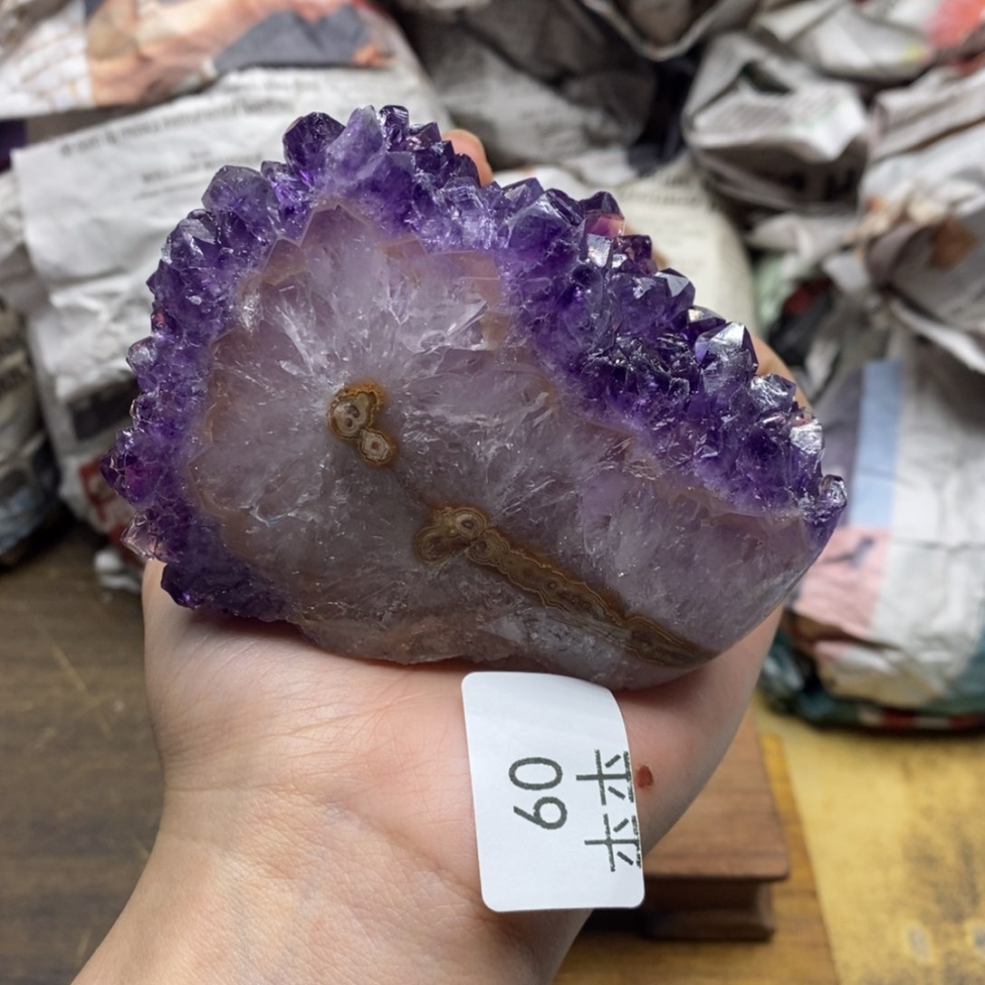 紫晶乌拉圭未镶嵌