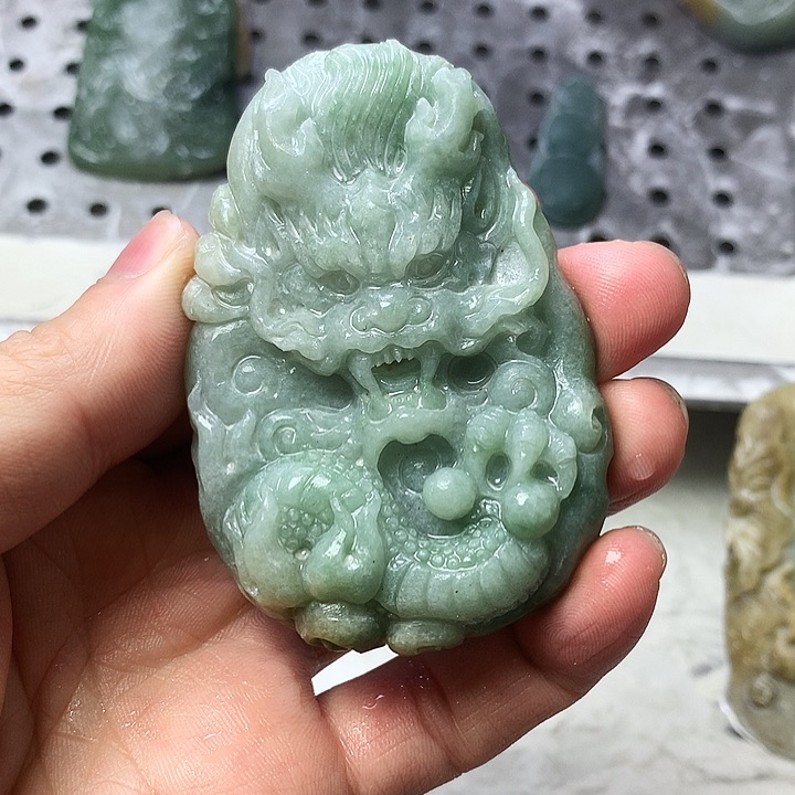 未镶嵌定制翡翠丑***七缅甸翡翠龙牌