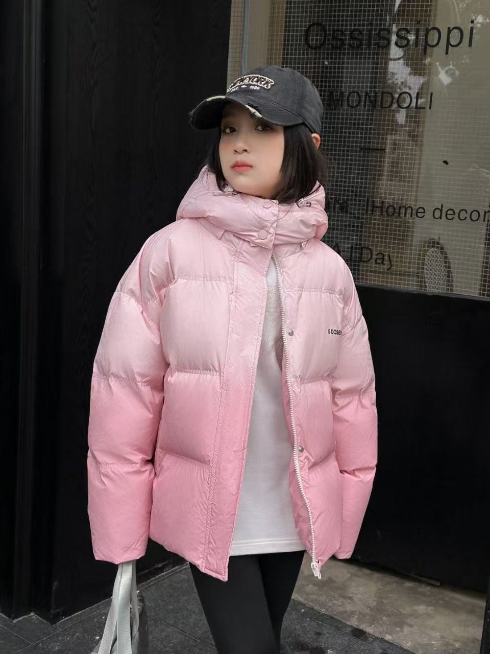 【晶秋】【天】2025年反季韩版渐变色男女童加厚冬款羽绒服