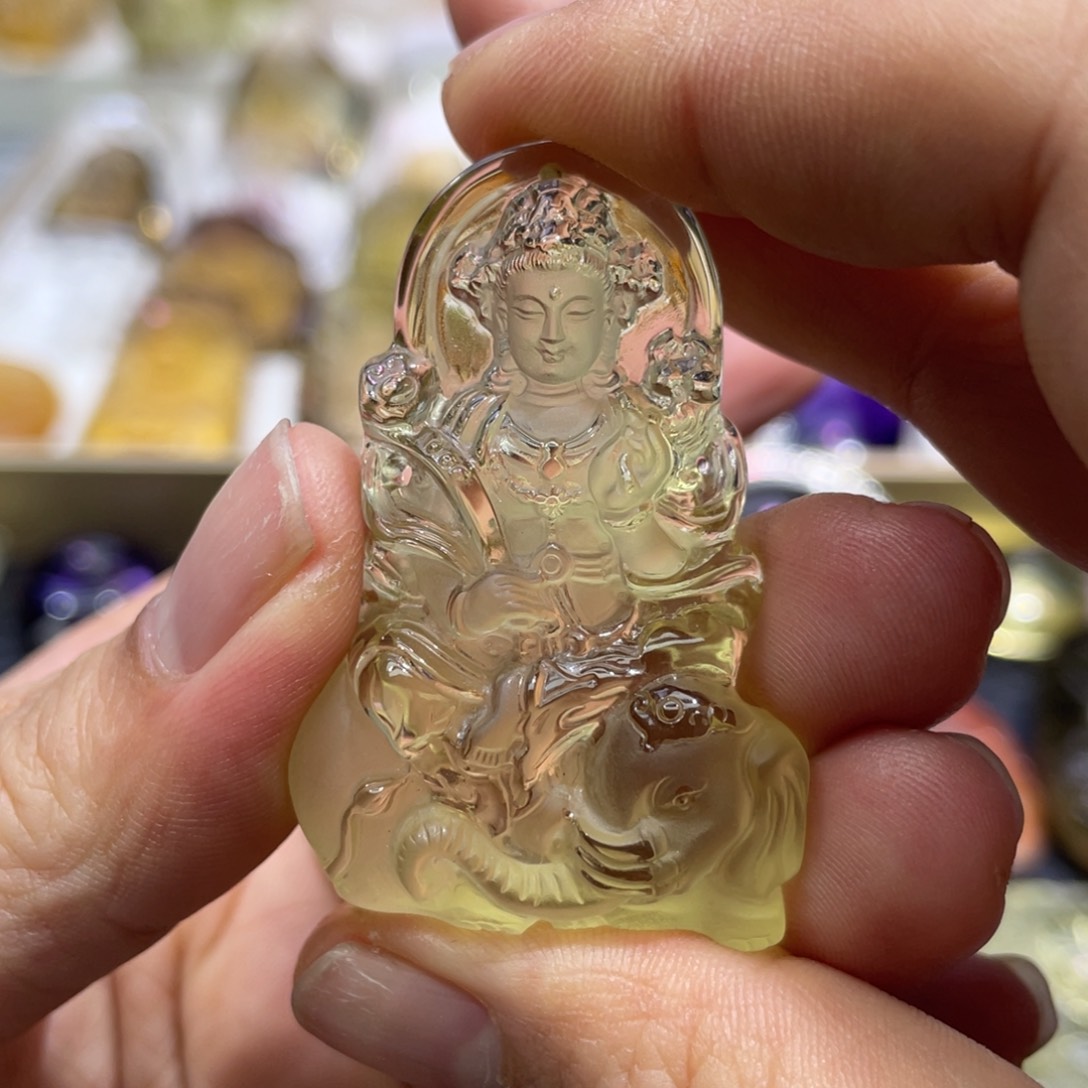 水晶颈饰未镶嵌定制