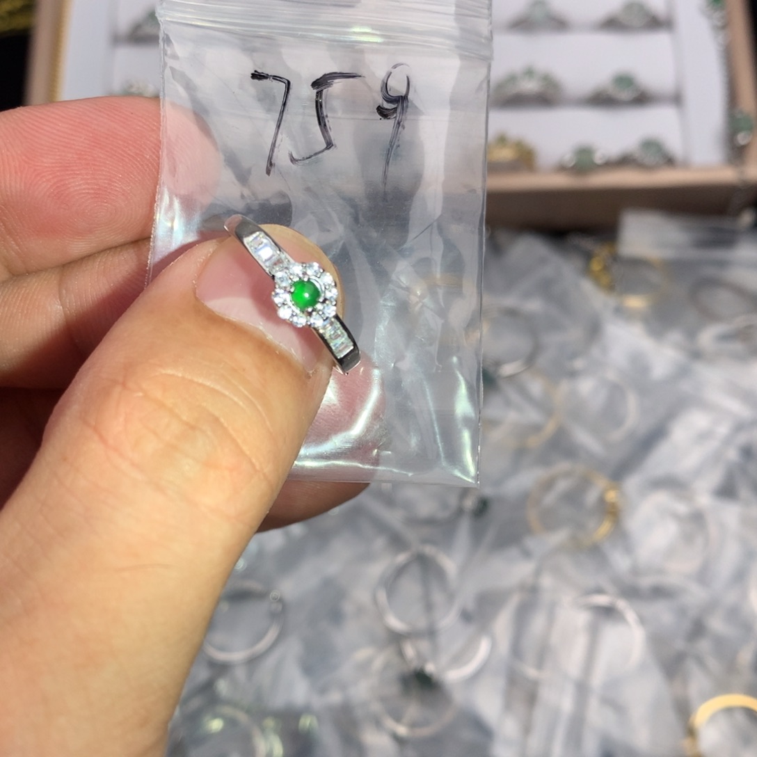 未镶嵌戒指翡翠759