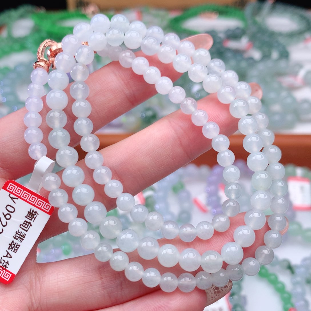 翡翠手链未镶嵌翡翠