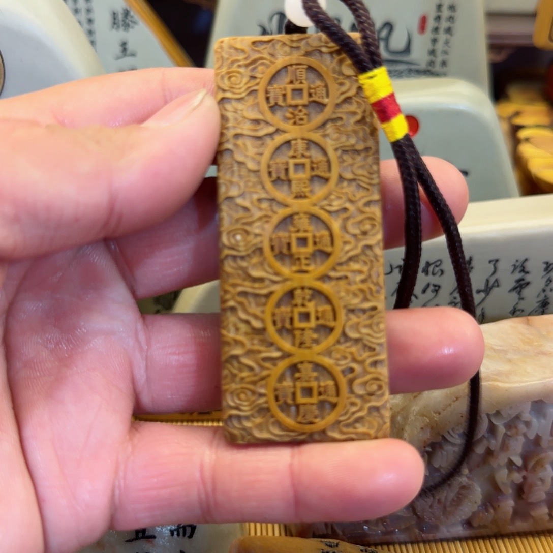 摆件?**?石头雕刻艺术设计