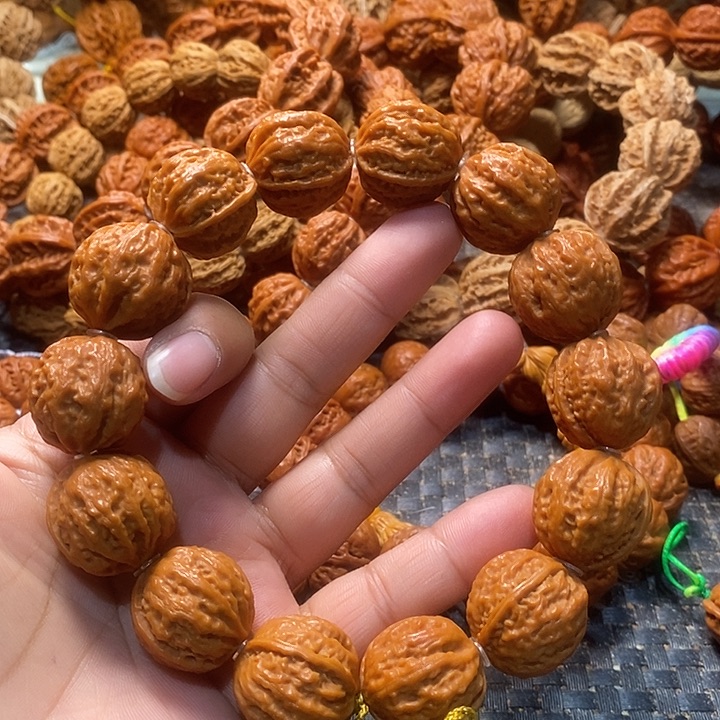 钢***子文玩核桃吊坠荔枝纹