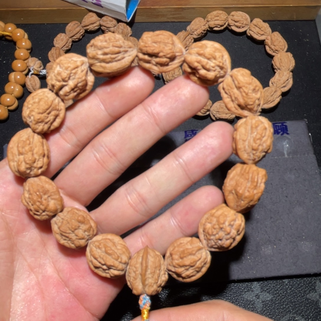 徐***哥文玩核桃手串嵩山蛤蟆头小金蝉无削尖无泡药