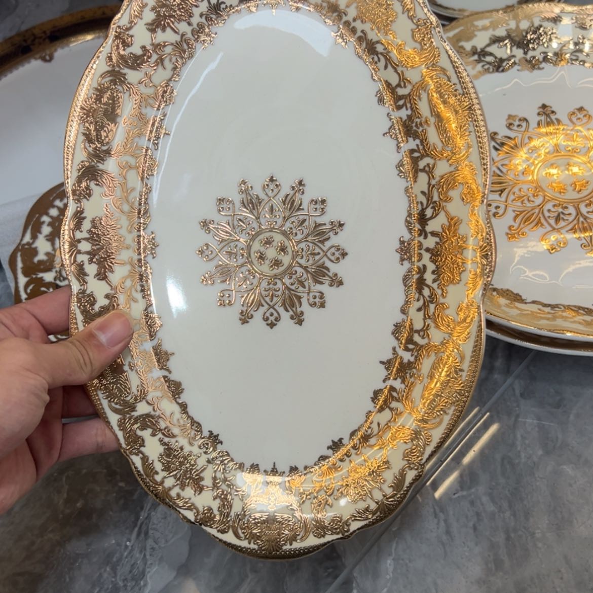 【闪购商品】瓷片12寸鱼盘孤品福利价