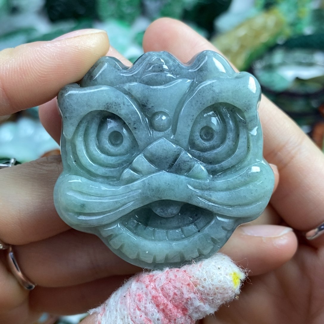 翡翠颈饰未镶嵌吊坠