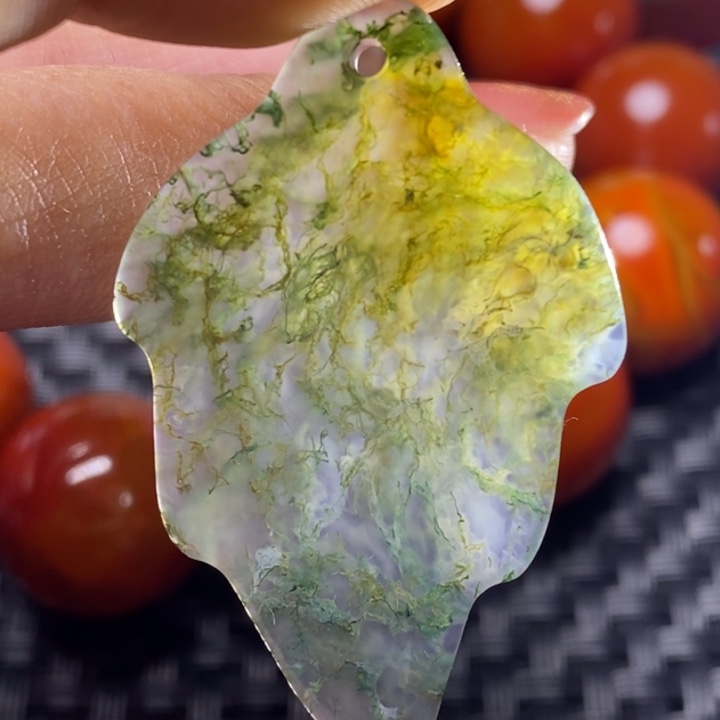 玛瑙/玉髓颈饰未镶嵌