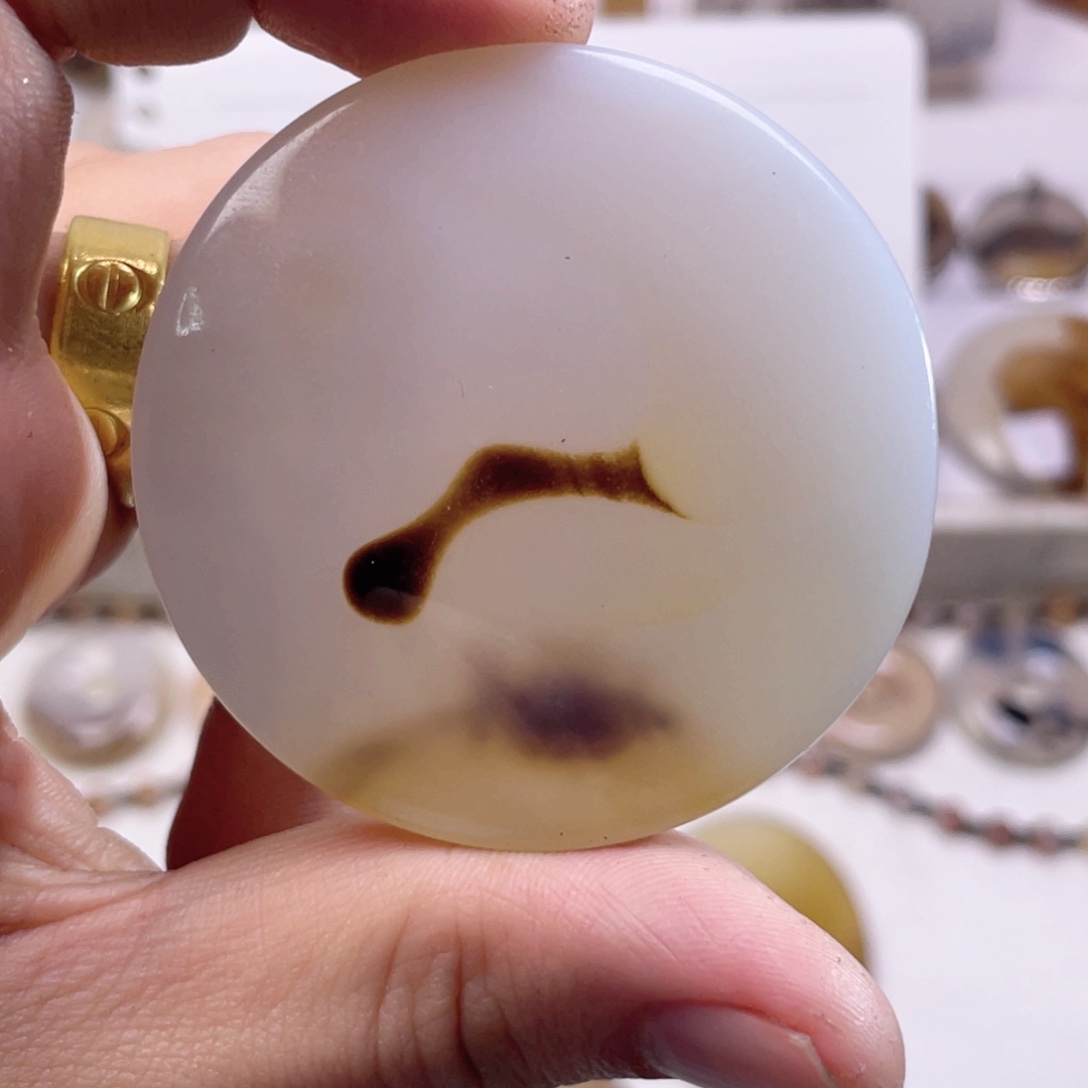 玛瑙/玉髓未镶嵌珠宝奇石