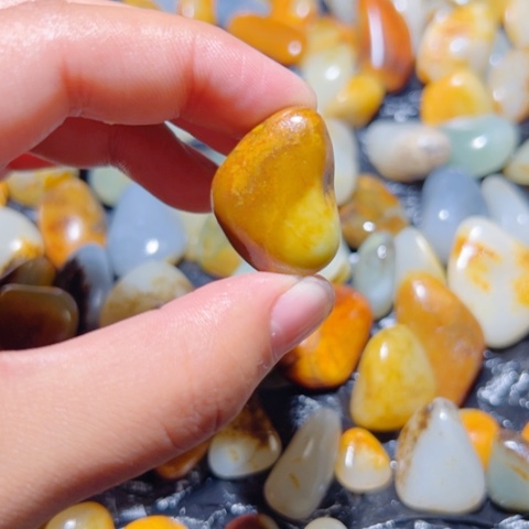 和田玉（子料）未镶嵌颈饰10克