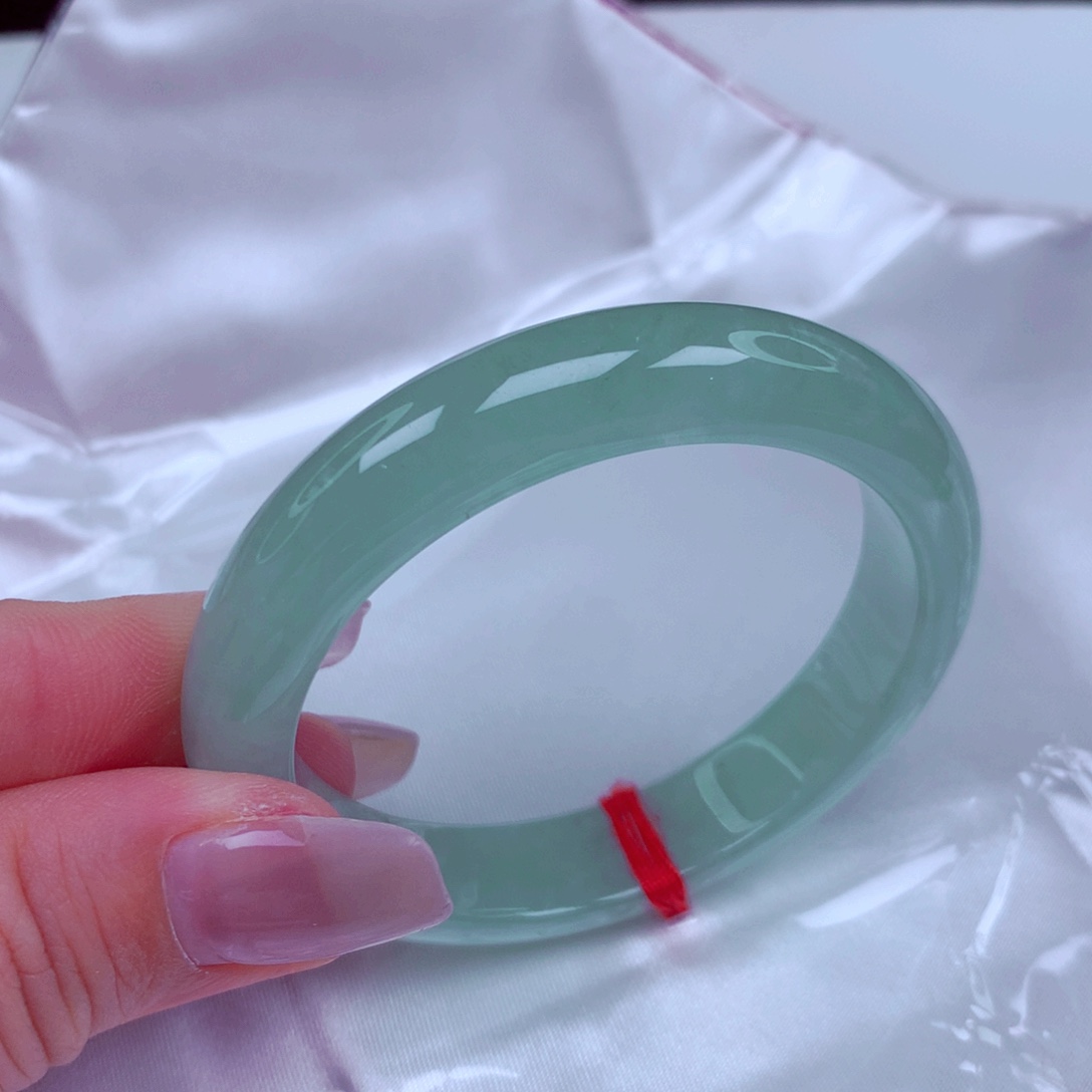 翡翠未镶嵌手镯手镯