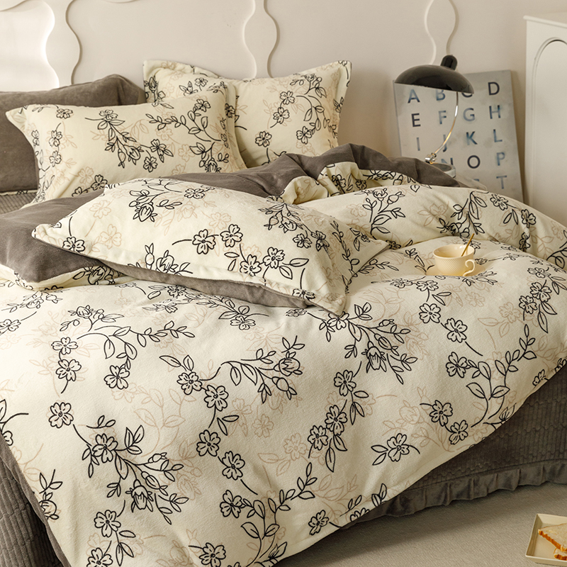 2024冬季加厚床盖牛奶绒四件套保暖好打理双面绒夹棉床盖