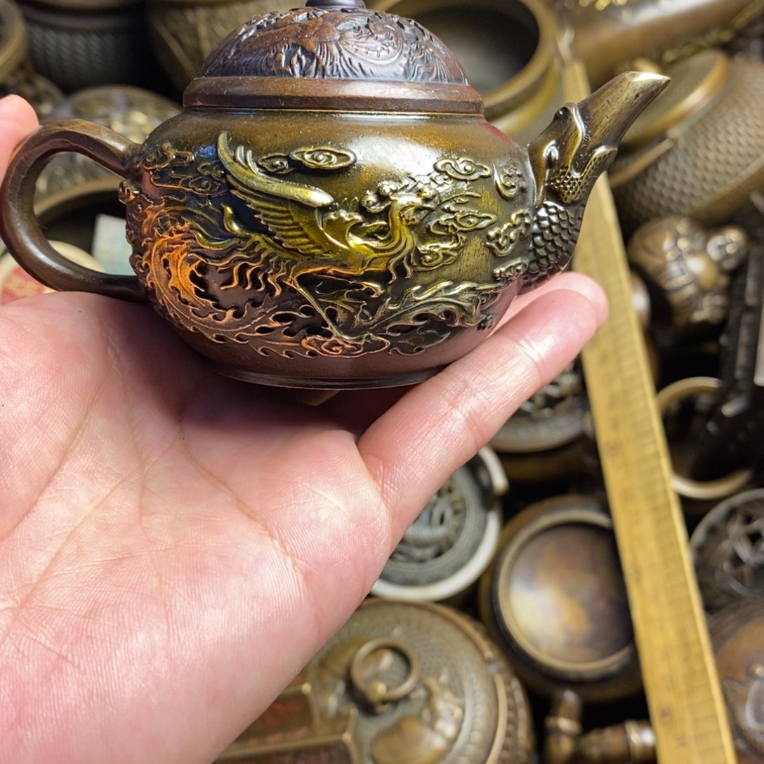 精美铜器做工精良