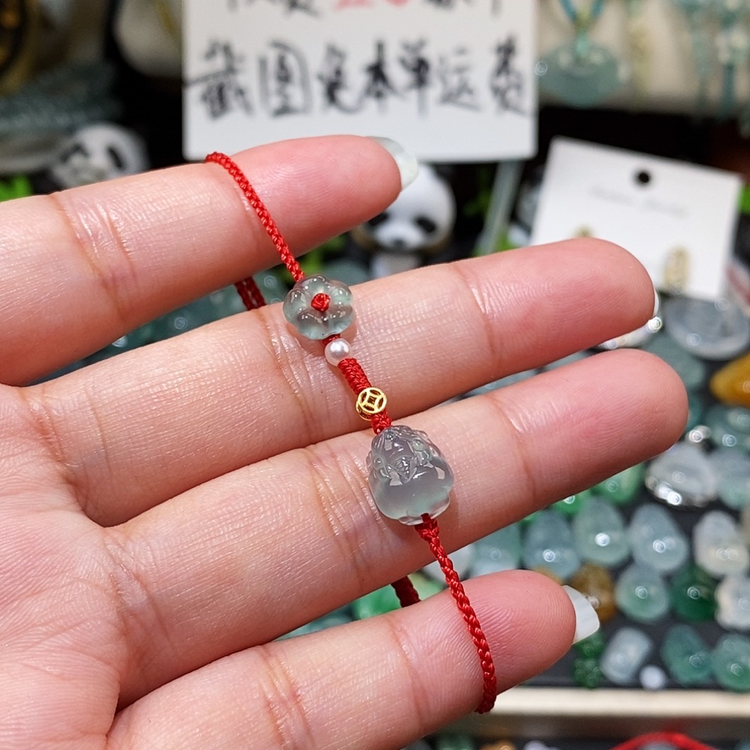 翡翠未镶嵌颈饰冰种貔貅红绳15