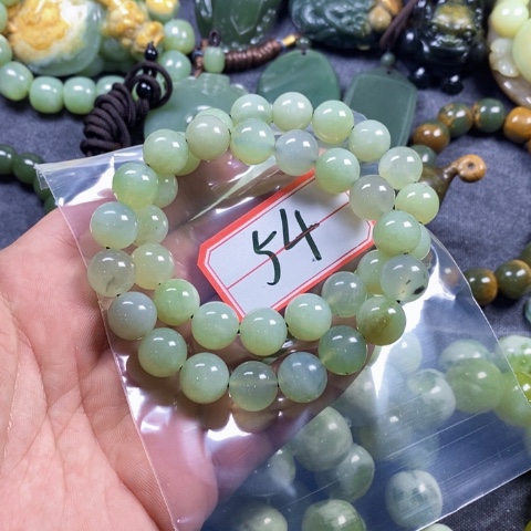 未镶嵌蛇纹石玉吊坠(不含链)