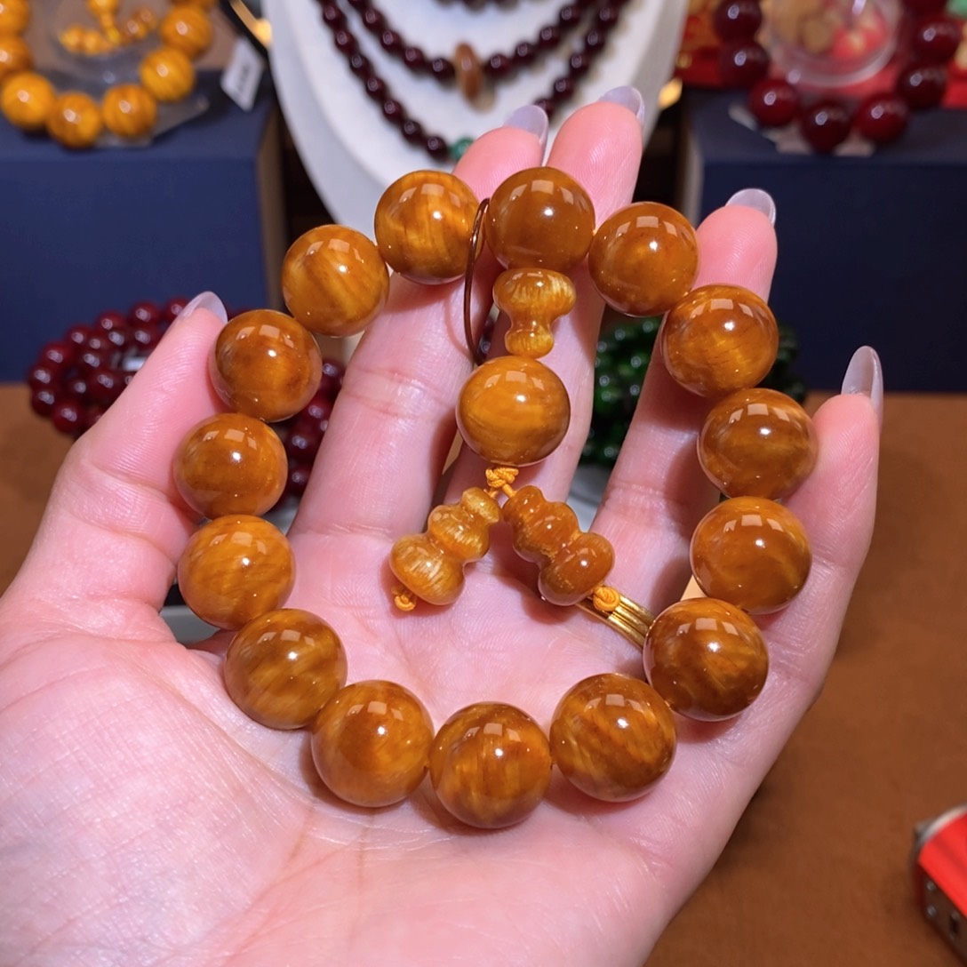 贝壳杉血龙木1.5玉化闪电