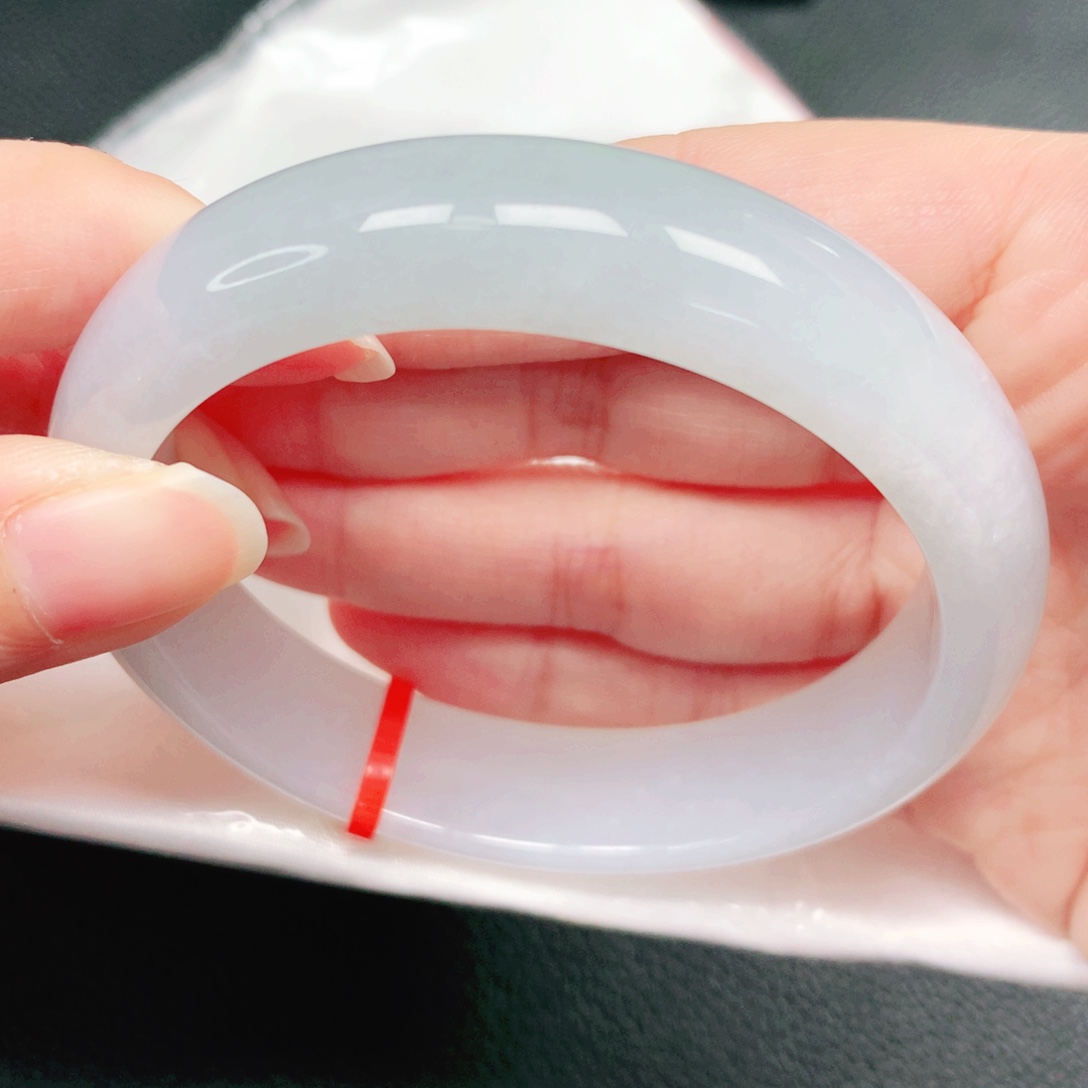 翡翠未镶嵌手镯58圈