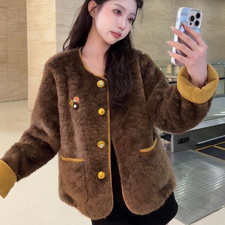 秋冬短款直下摆长袖女圆领短外套冬季网红女装小香风