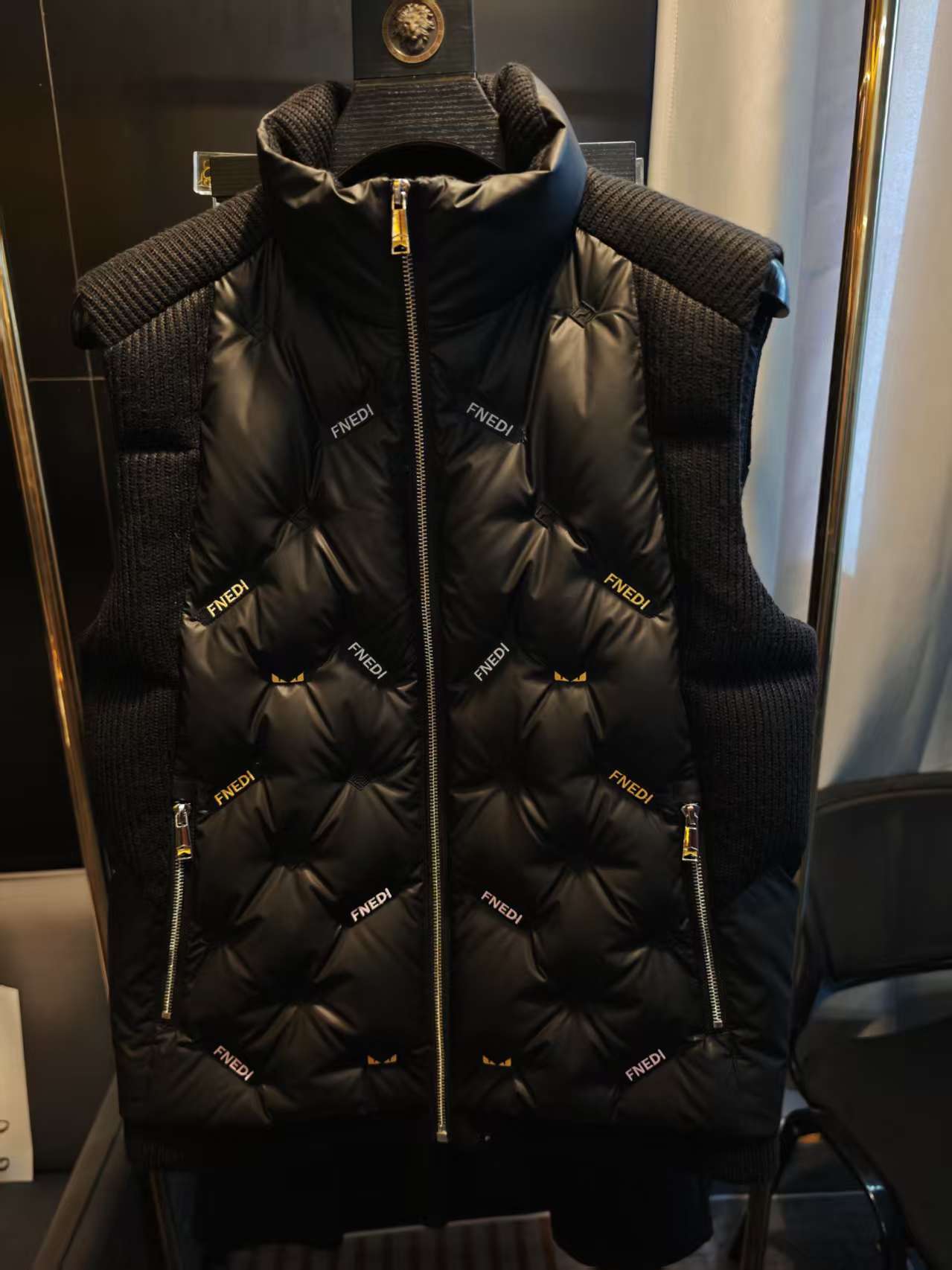 【豪哥专属】MY-28119新款男士羽绒马甲轻奢潮流设计师
