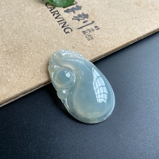 《福瓜》天然缅甸翡翠A货吊坠