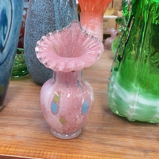 琉璃花瓶高20厘米口径5厘米