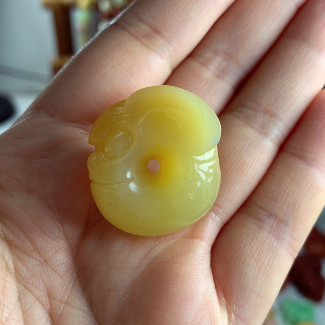 石英质玉未镶嵌配饰