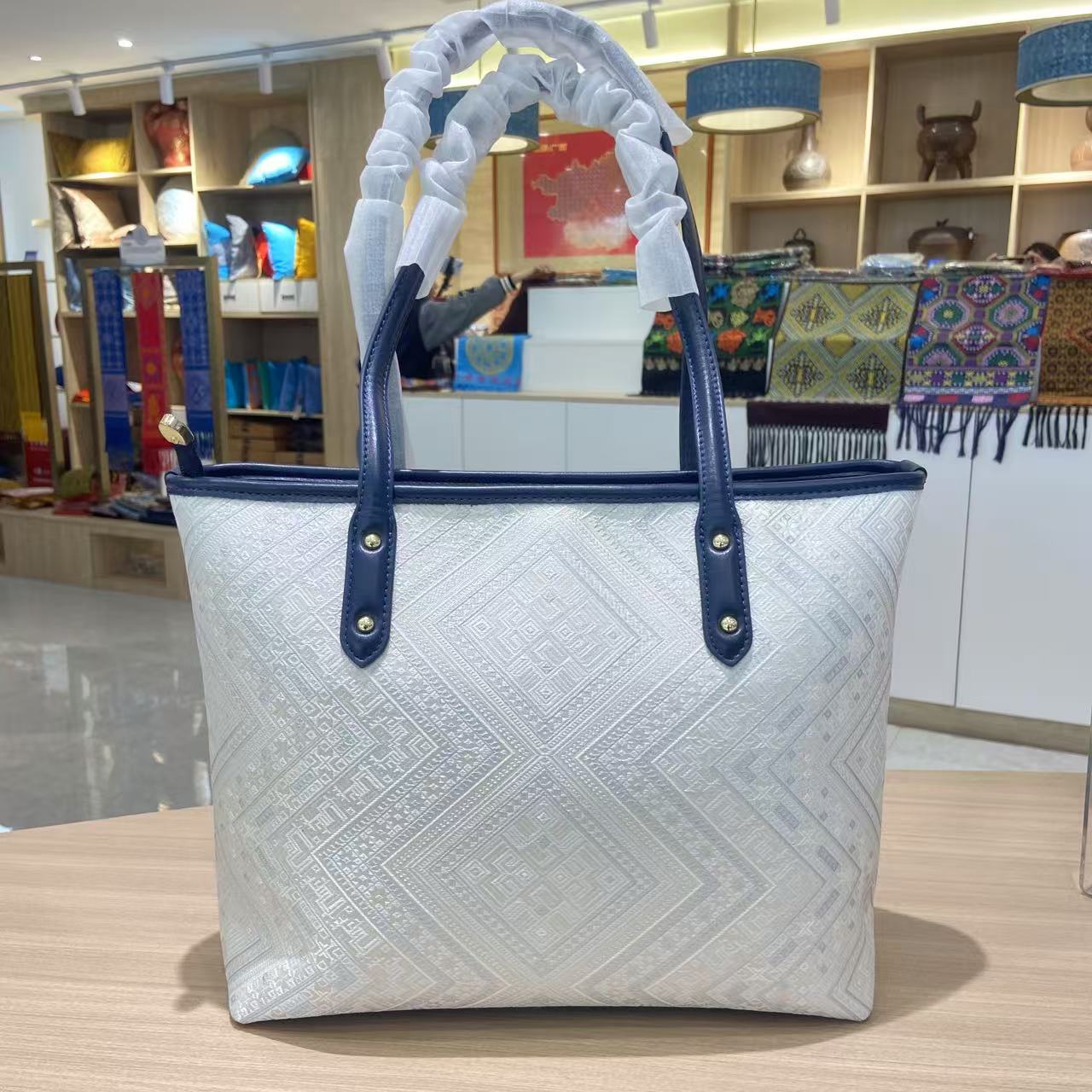 【工美】广西非遗壮锦包托特包蓝色轻奢时尚百搭女士广西壮锦包包