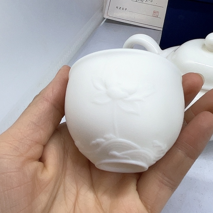 福利待遇多多哦哦哦