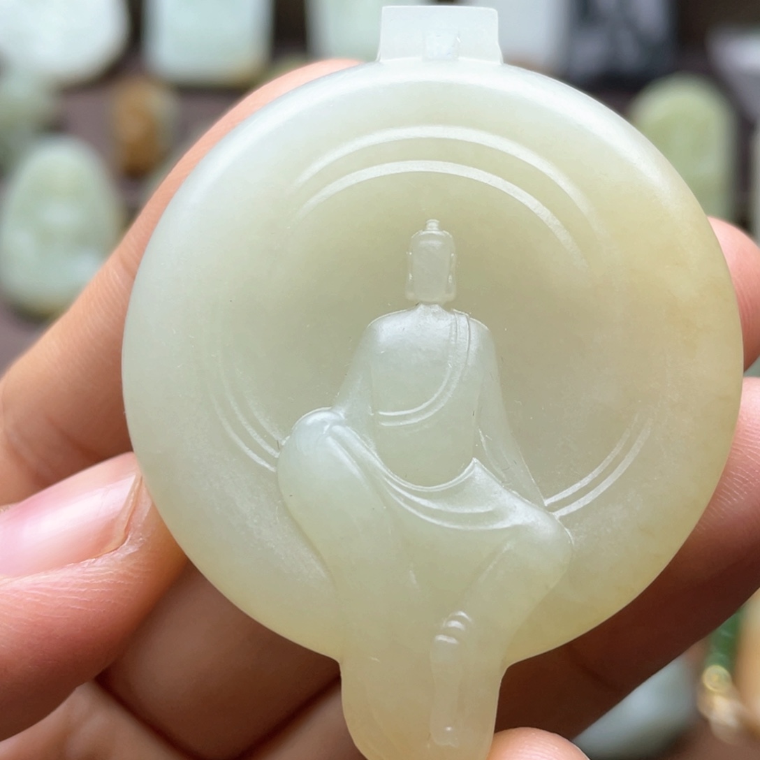 颈饰未镶嵌和田玉