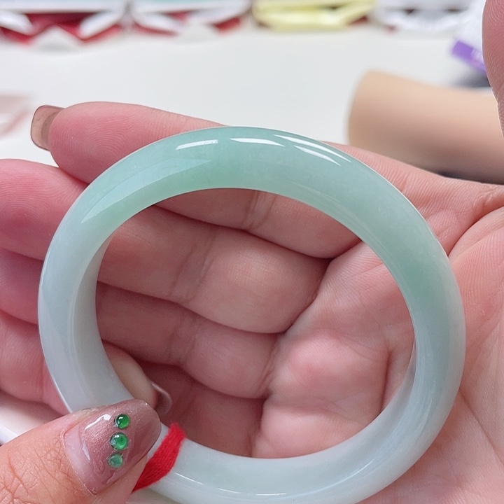 翡翠手镯未镶嵌缅甸翡翠手镯58圈