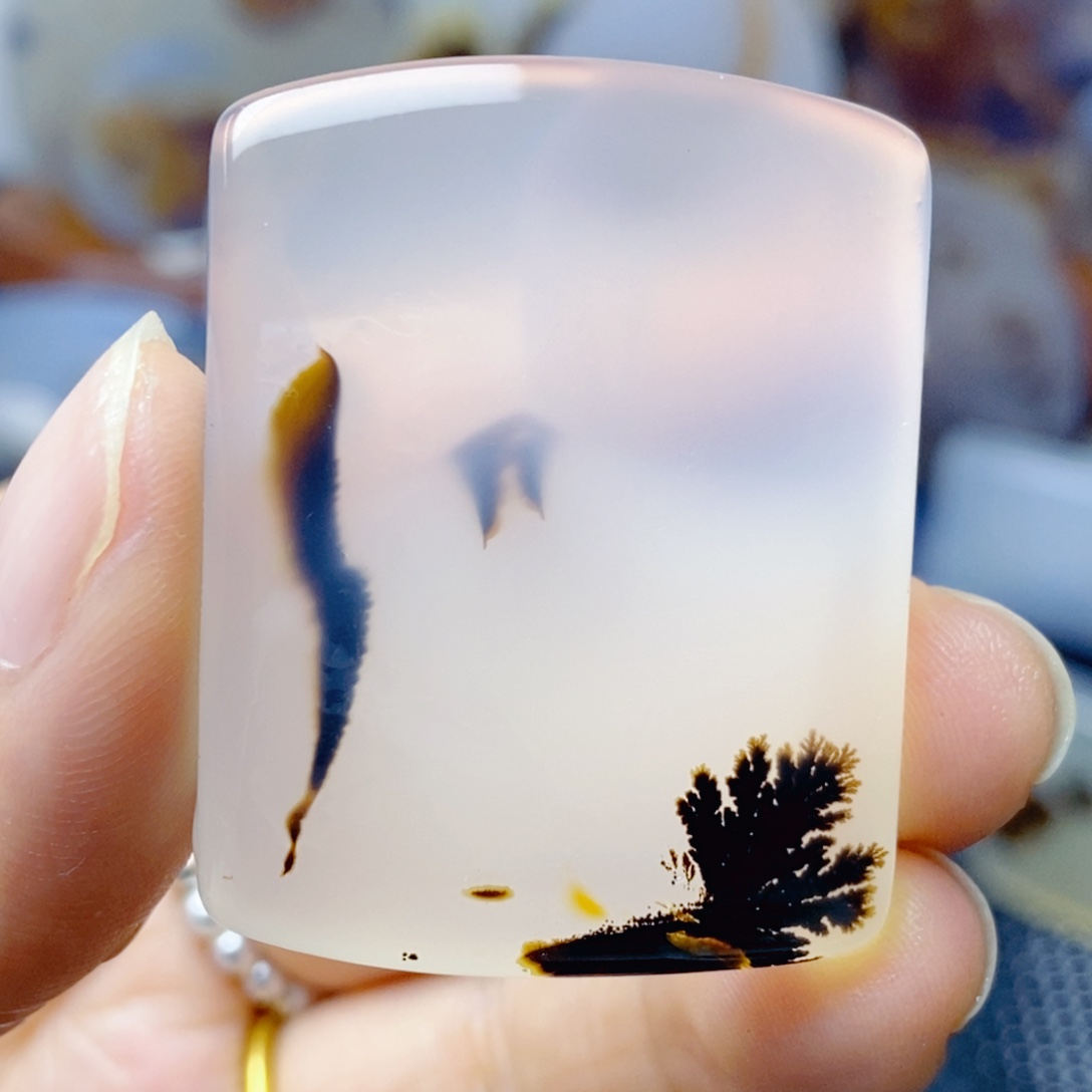 玛瑙/玉髓未镶嵌珠宝奇石