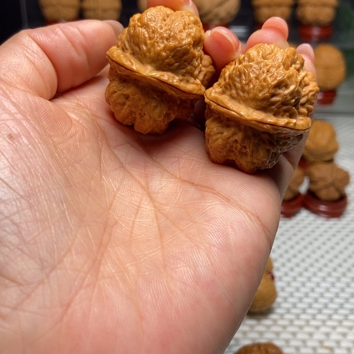 可***乐文玩核桃把件1小帝王