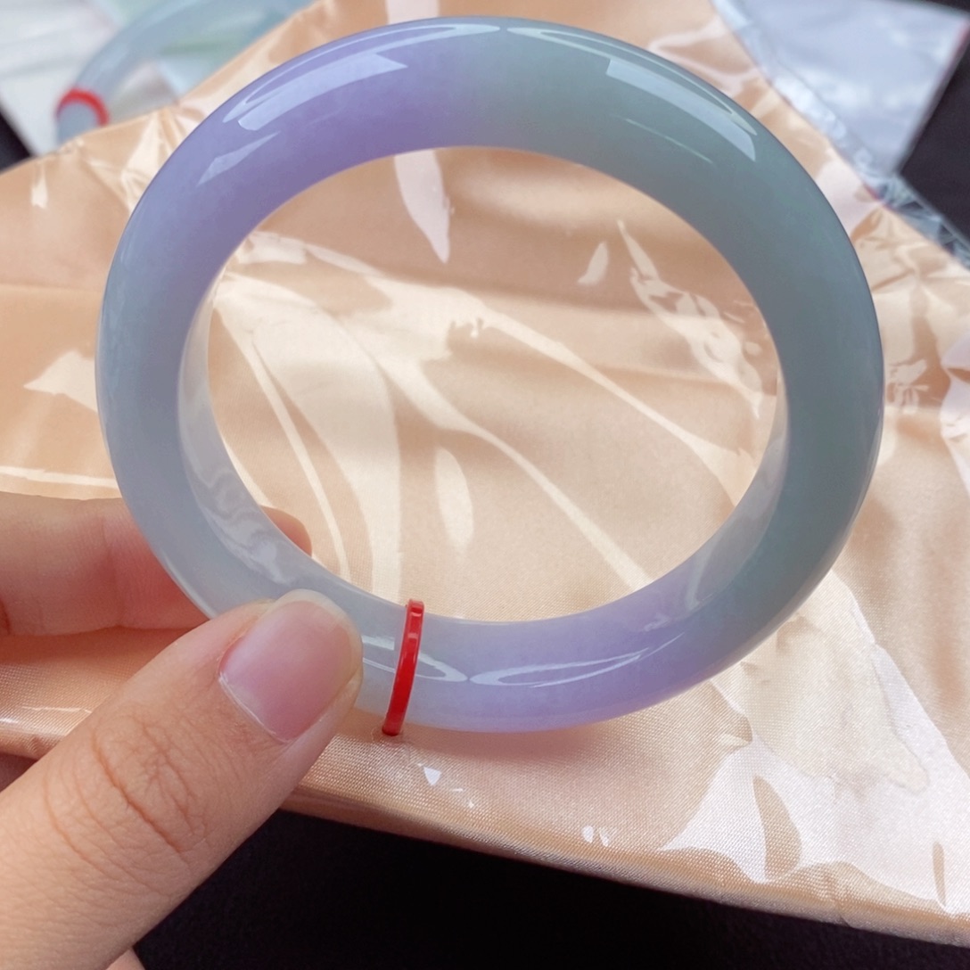 翡翠手镯未镶嵌5758正圈