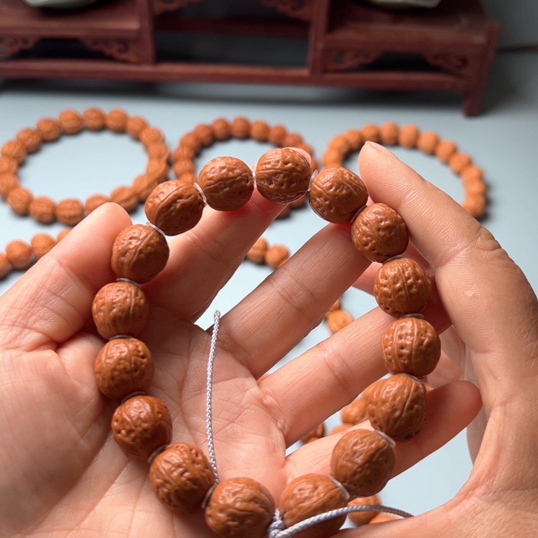 文玩核桃吊坠野生小核桃